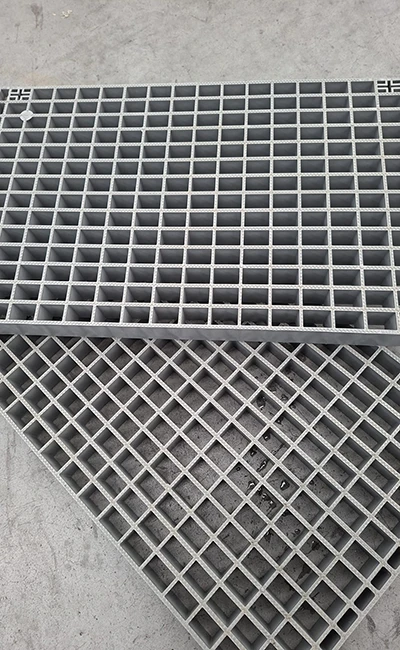 realizzazione-di-superfici-da-calpestare-in-materiali-plastici